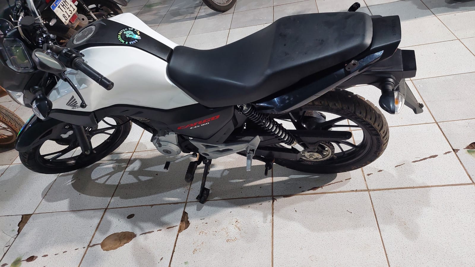 Polícia Militar prende irmãos suspeitos de tráfico de drogas no bairro Tucumanzal