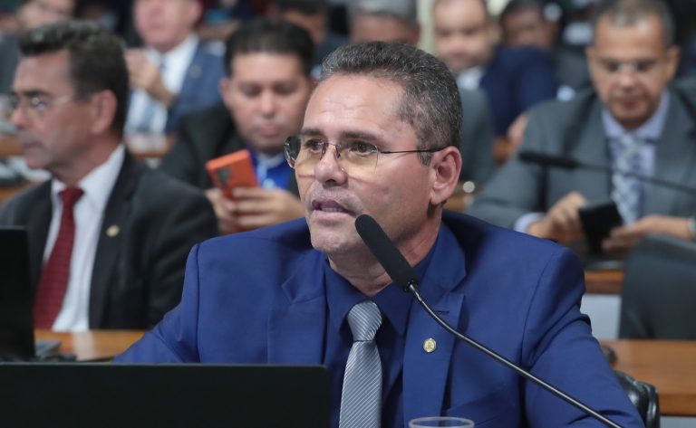 Projeto determina correção do saldo no FGTS pela variação da inflação