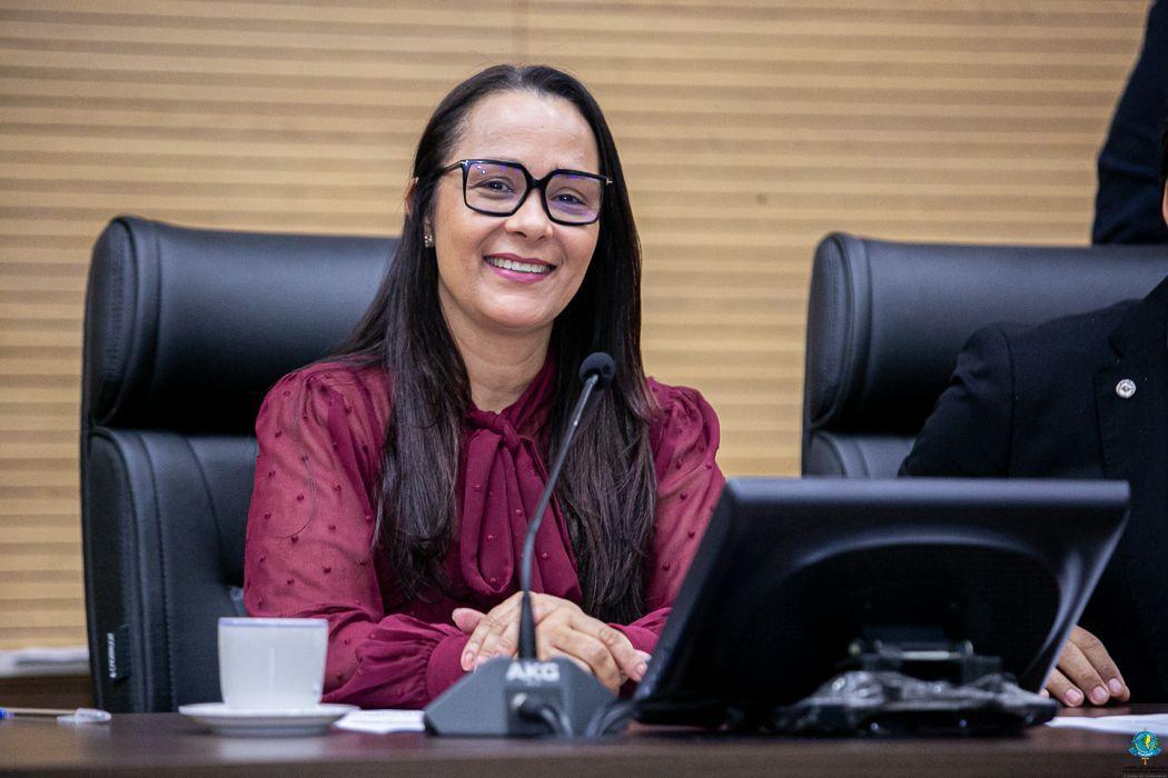 Recuperação da RO-010 é solicitada por Rosangela Donadon para o trecho de Urupá