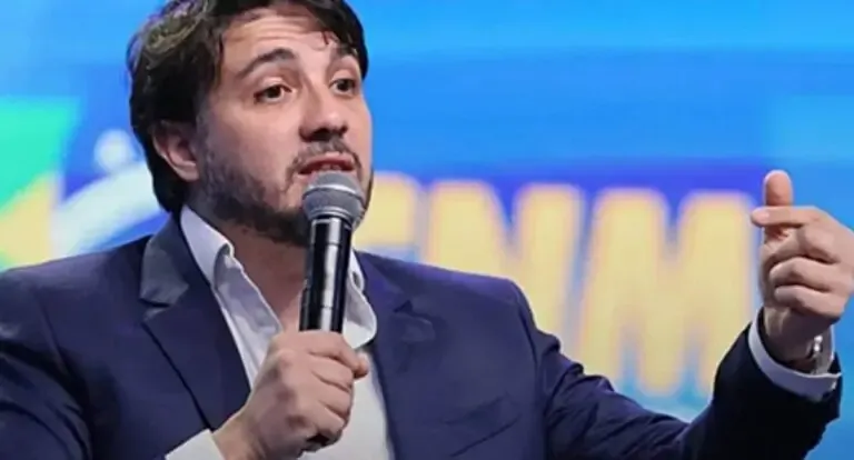 Partido Missão oficializa candidatura de Renan Santos à Presidência da República