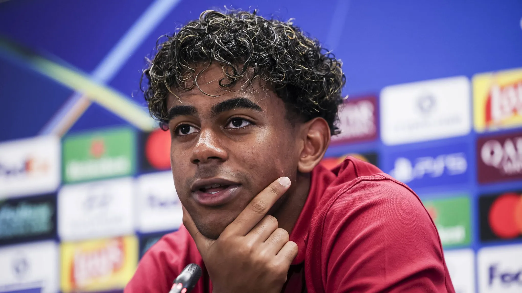 Yamal: ‘Os que ficam obcecados por gols ou assistências não aproveitam. Eu jogo pela diversão’