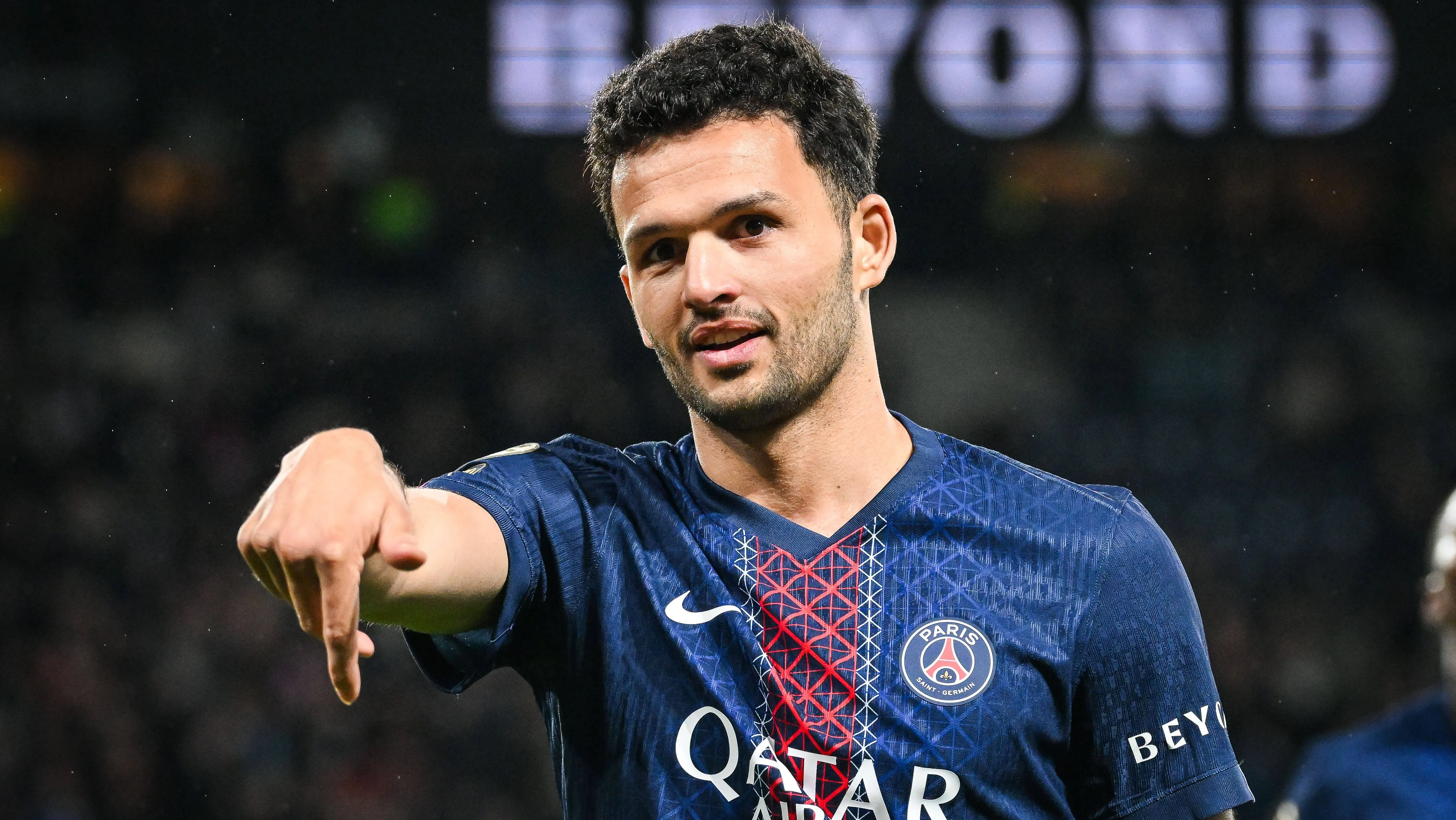 ‘Às vezes era frustrante, me deixava louco’: Gonçalo Ramos relembra período no PSG